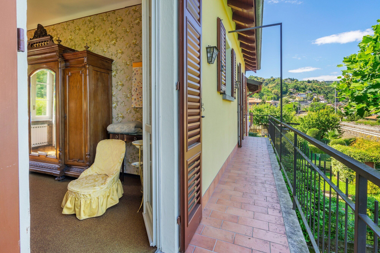 Balcony 3, Holiday Home in Meina, Novara