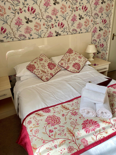 Bedroom 2, 74 Belgravia, Torbay