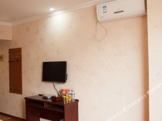 Yi Nanjing zhongyijia Holiday Hotel, Linyi