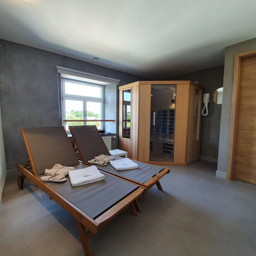 Spa treatment 4, Luxury Family Holiday Home With Wellness, Clervaux