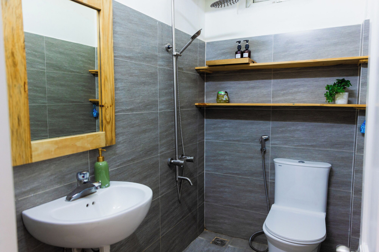 Bathroom 2, Dorim Homestay, Huế