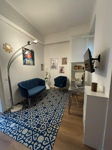 Living area 5, Pleasant Apartment Near Center, Milano