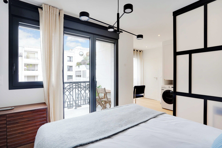 Room 5, Studio Sleek & Refined - Levallois-perret, Hauts-de-Seine