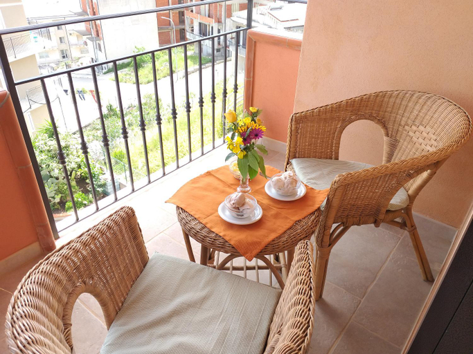 Others 3, Luna Chiara Residence, Messina