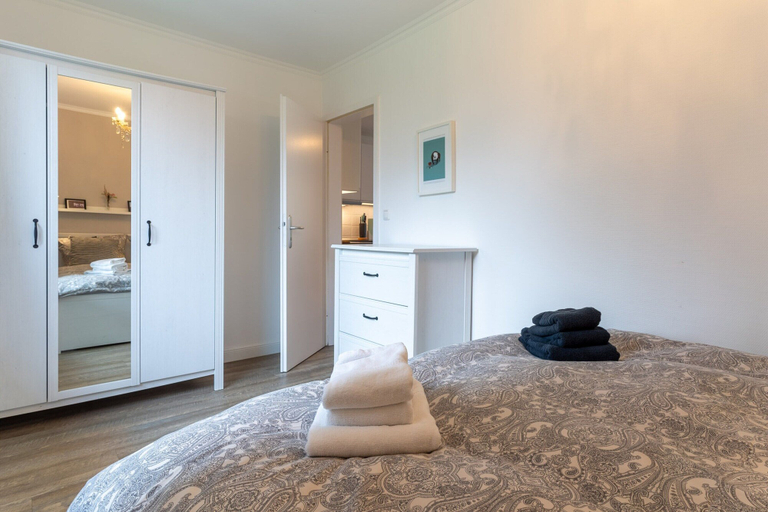 Room 2, Ferienwohnung fur 4 in Vollerwiek, Nordfriesland