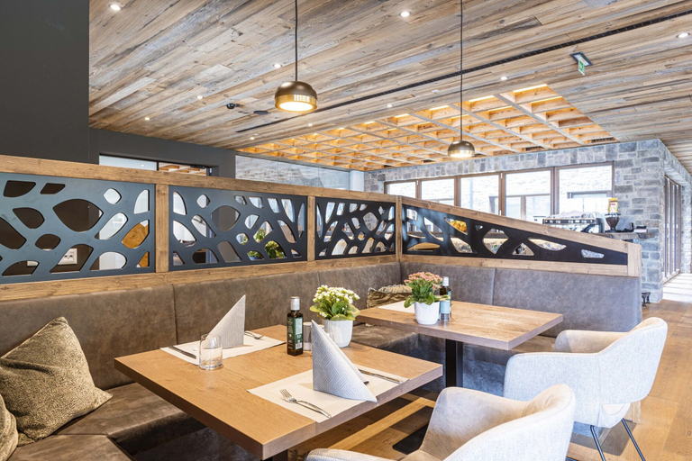 Dining 5, Premium Apartment With 2 Bedrooms, Reutte