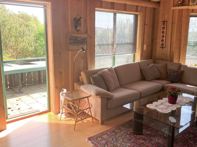Interior 2, 4 Person Holiday Home in Kjerrgarden, Askøy