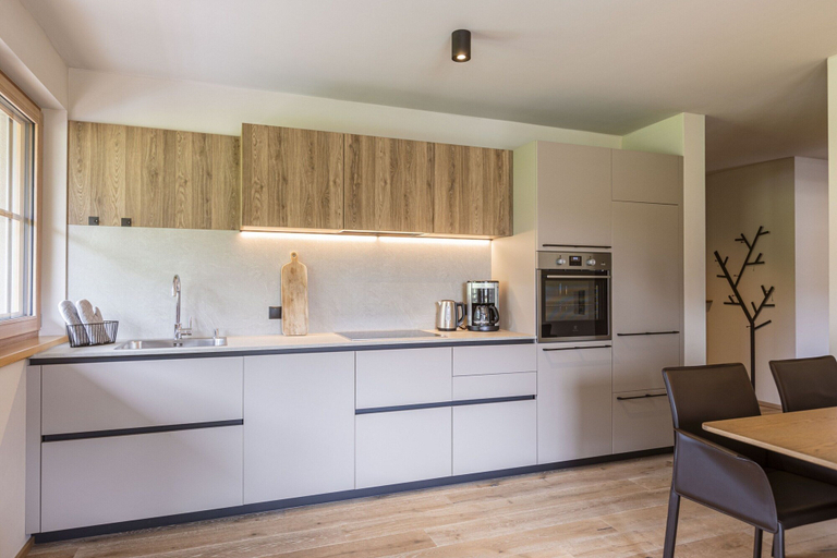 Others 3, Apartment near Alpenrosenbahn ski lift, Kitzbühel