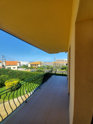 Others 4, Villa Ribeiro, Caminha