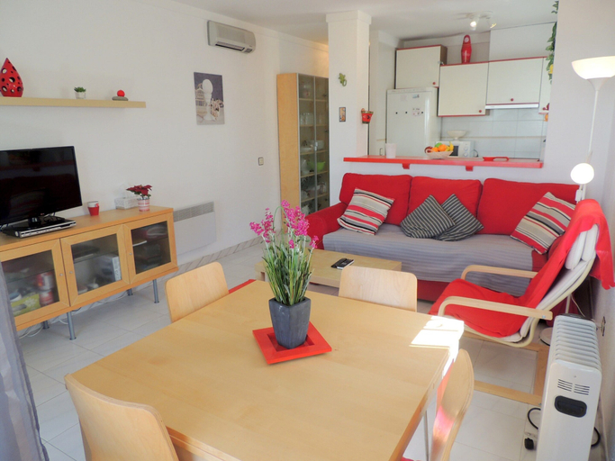Living room 4, Apartment by Roses Beach With Pool, Girona