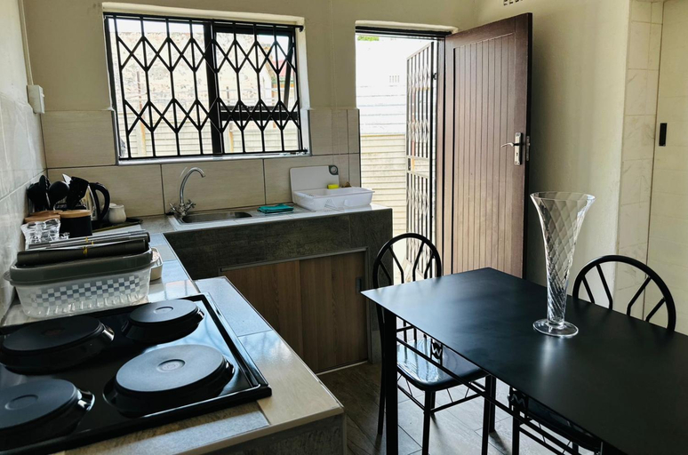 Others 5, LikeHome Guesthouse, West Rand