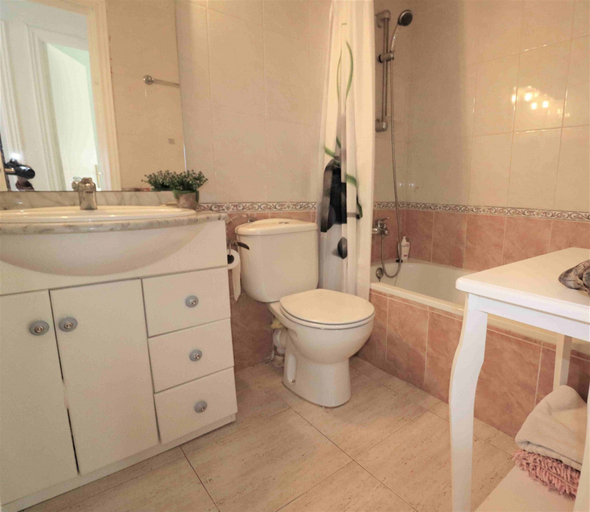 Bathroom, Roses Beach Apartment for 6, Girona