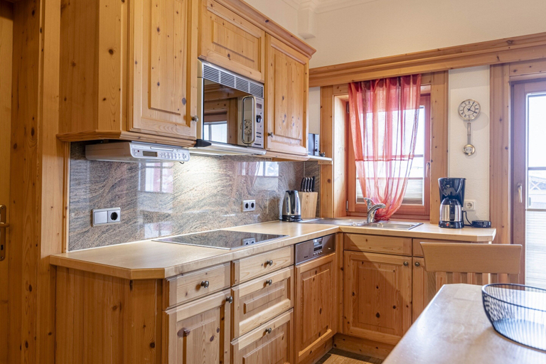 Private kitchen 5, Nice Apartment With Balcony, Kitzbühel