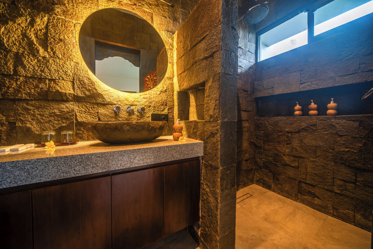 Bathroom 3, 3Bedroom-703-Private Pool Villa Sanur, Denpasar