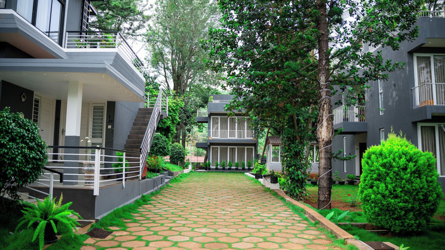Thavika Silverwood Residence Yelagiri, Vellore