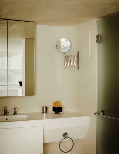 Bathroom 5, Place Vendome - A Stylish and Elegant Apartment, Paris
