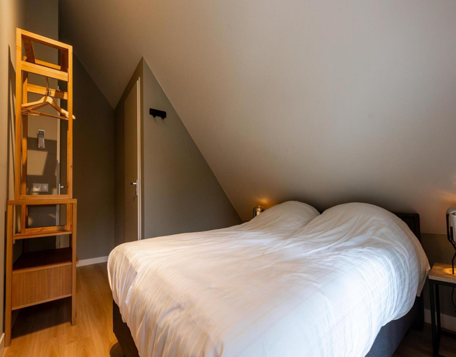 Room 5, Forest Villa With Hot Tub 6 Persons, Ede