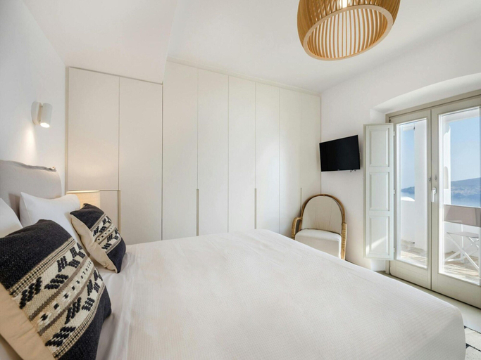 Room 4, Stunning Villa With Modern Decor, South Aegean