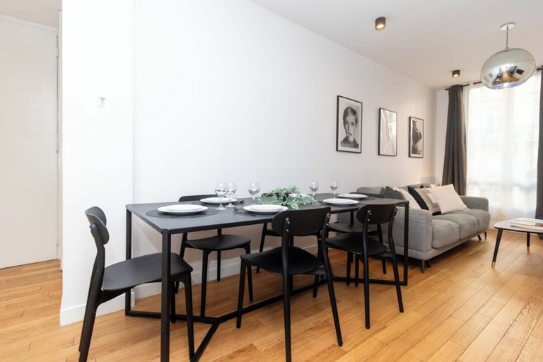 Dining 2, Sublim Apartment 2 Bedrooms Center of Paris, Paris