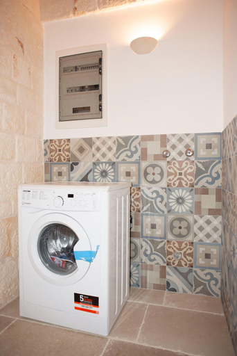 Bathroom 5, Tower House in Puglia With Pool and Coast Views, Bari