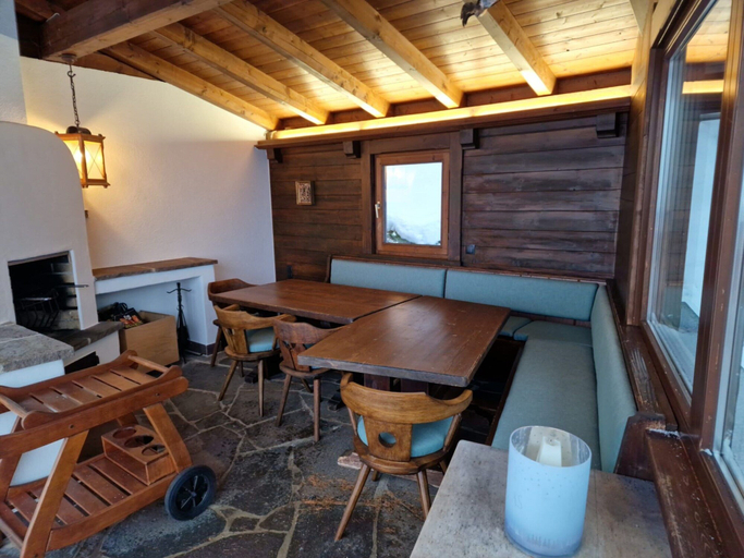 Outdoor dining, Amazing Cottage in Tyrol With Sauna, Innsbruck Land