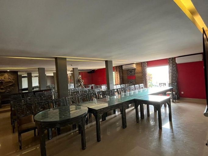Food & Drinks 5, Noble House Hotel, Kumasi