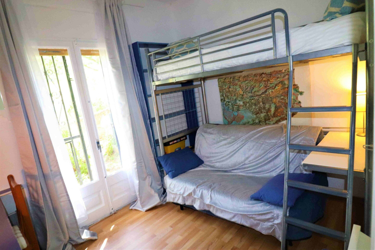 Room 5, Roses Beach Apartment for 6, Girona