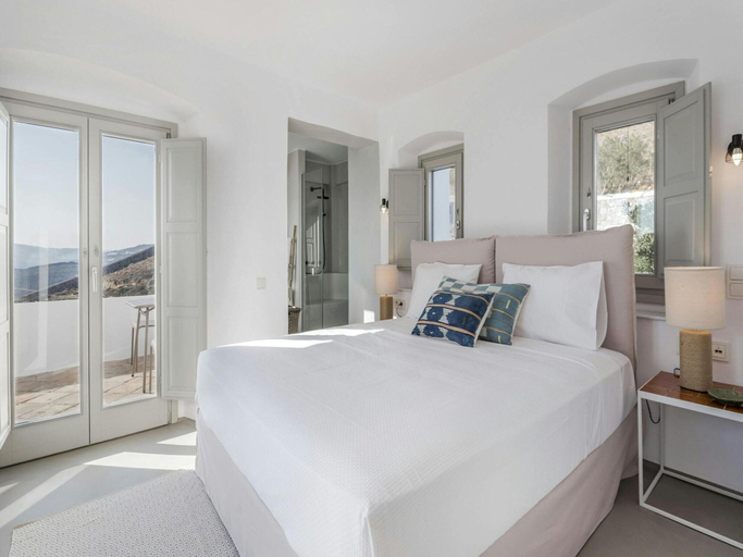 Room 5, Stunning Villa With Modern Decor, South Aegean