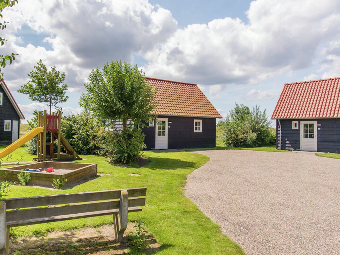 Exterior 2, Atmospheric Holiday Home Near the Oosterschelde, Kapelle