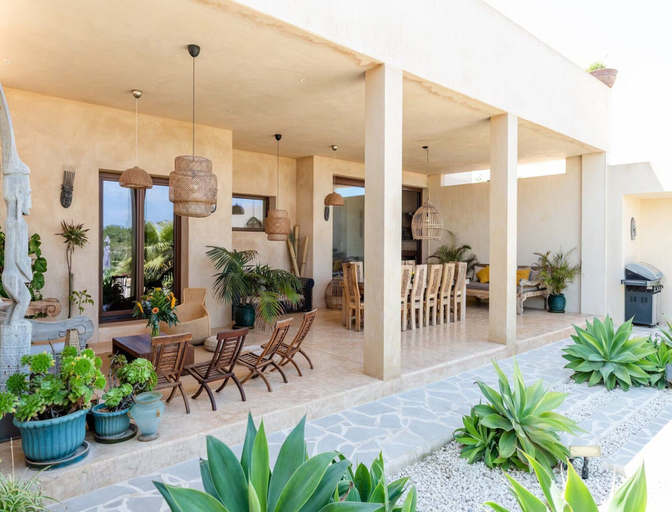 Balcony 5, Stunning Villa With Gardens, Baleares