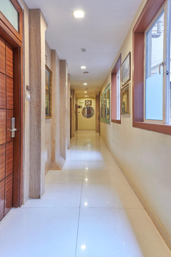 Public Area 2, Bentley Hotel Marine Drive, Mumbai City