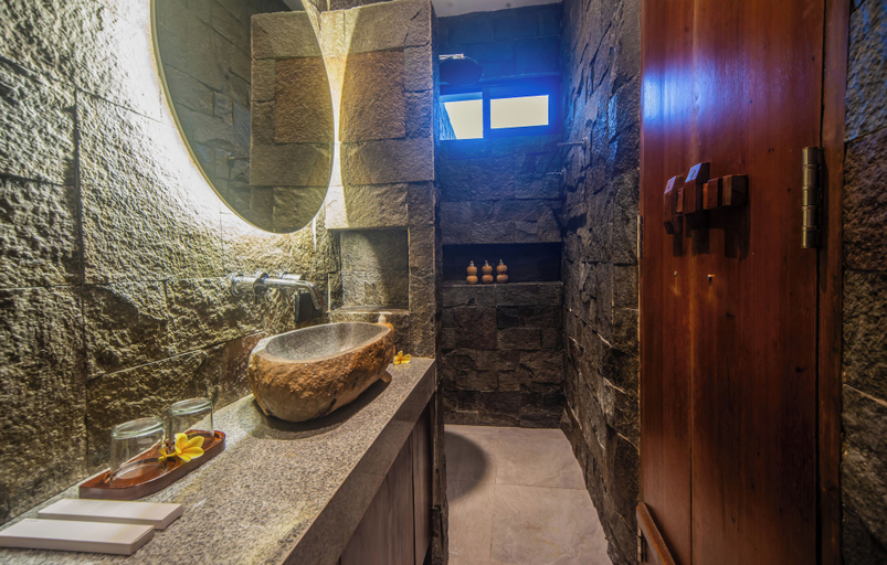 Bathroom 3, 3Bedroom-703-Private Pool Villa Sanur, Denpasar