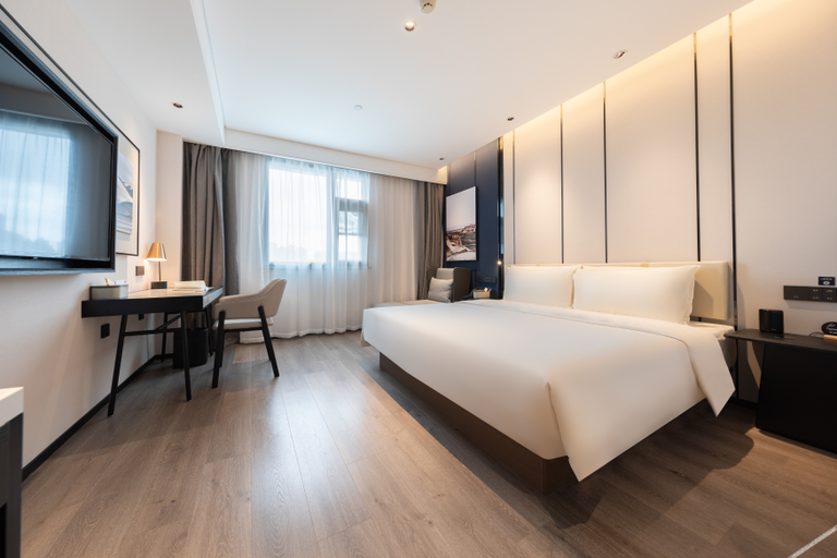 Bedroom 2, Atour Hotel Wuhan Optics Valley Square Yangjiawan, Wuhan