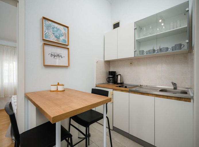 Private kitchen 2, Villa with private swimming pool, Poreč