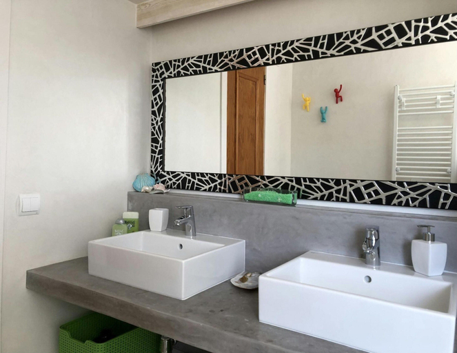 Bathroom 2, Hillside Villa Near Beaches, Baleares