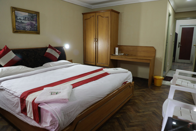 Bedroom 13