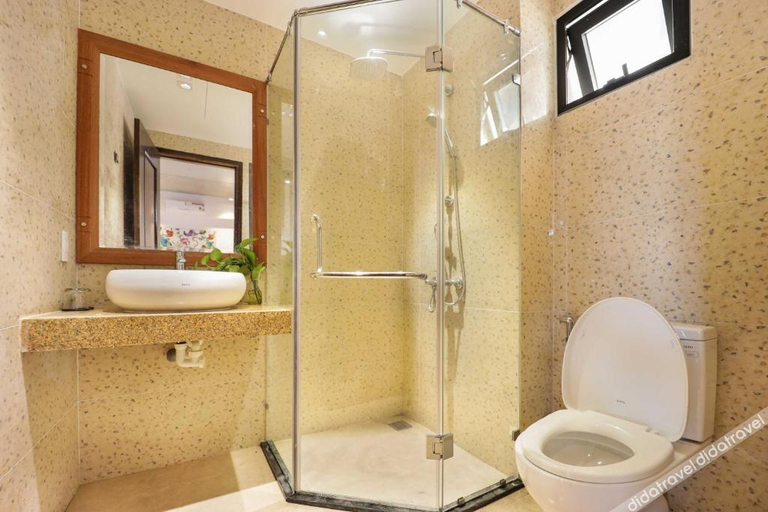 Bathroom 3, The Shine Hotel Da Nang, Da Nang