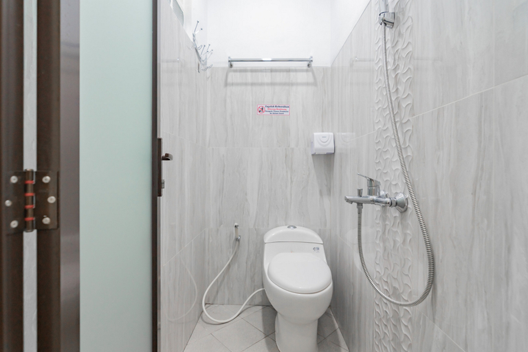 Bathroom 3