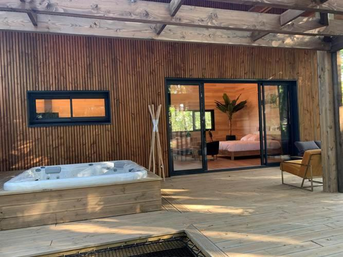 Others 3, Segala & Spa, Aveyron
