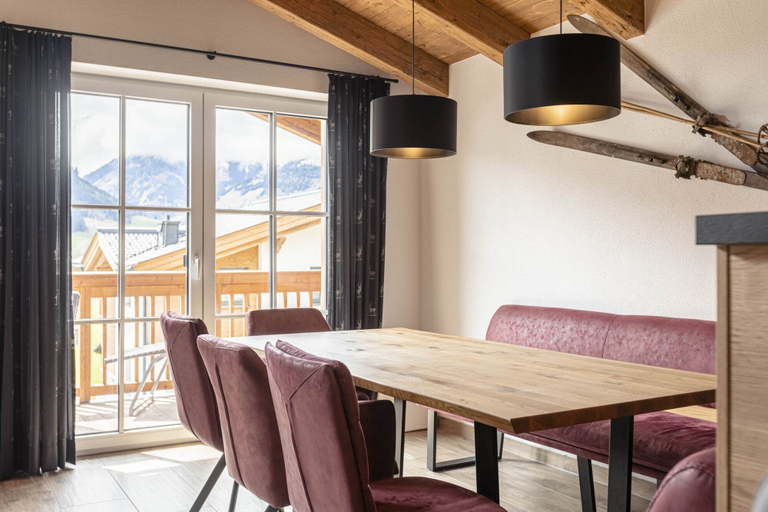 Dining 3, Superior Ferienhaus # 5A mit Sauna, Zell am See
