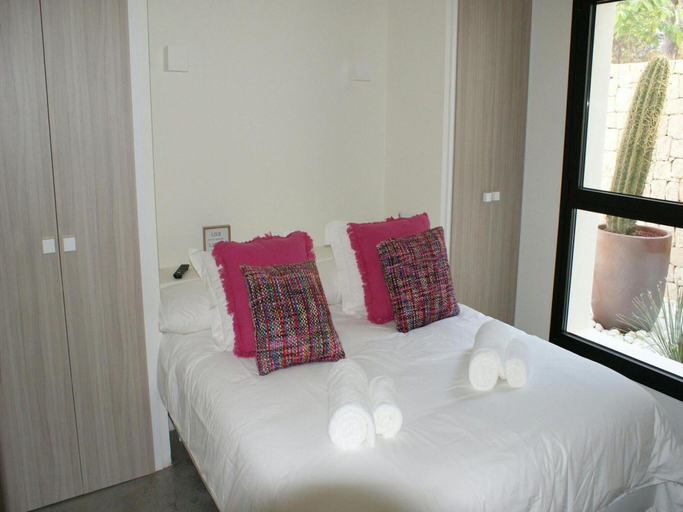 Room 5, Premium Villa Near Santa Eulalia, Baleares