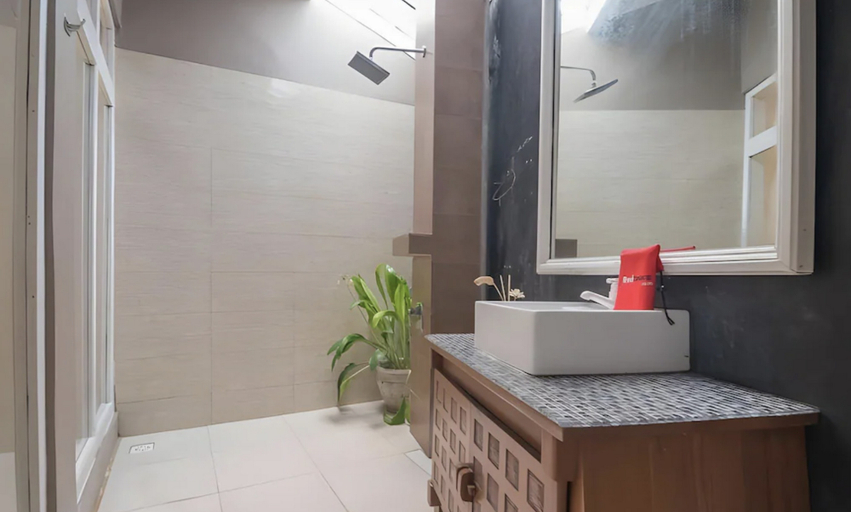 Bathroom 3