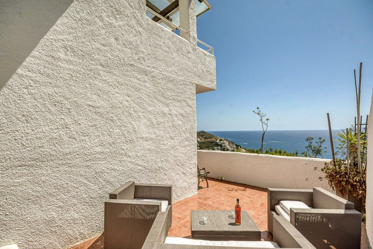 Balcony 4, House in Rosas With Waterfront & Beach Nearby, Girona