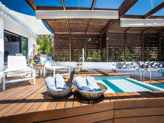 Pool 5, Holiday Home With Private Jacuzzi, Baleares