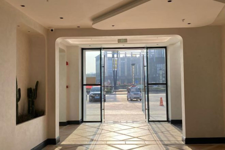 Others 5, New Good Hotel, Nantong