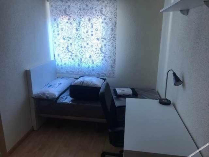 Bedroom 2, Residencia 12 OCTUBRE, Madrid