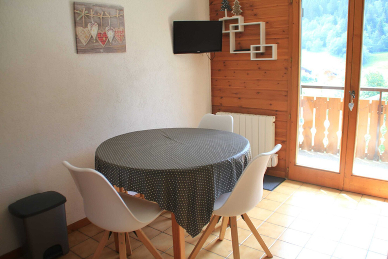 Dining, Voinettes Vnb8 Telecabine & Mountain 4 Pers, Haute-Savoie