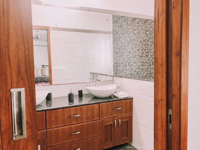 Bathroom 4, The Mahal Luxurious Homestay, Panchkula