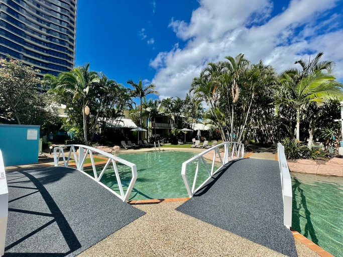 Diamond Beach Resort, Modern family Apt #115, Gold Coast