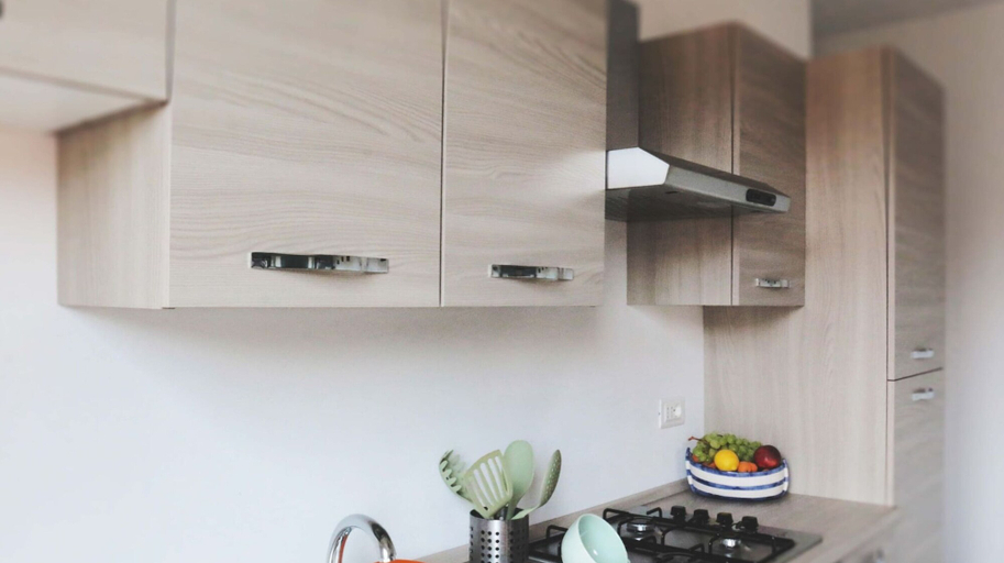 Private kitchen 4, Apartment in Liguria With Side sea Views, La Spezia